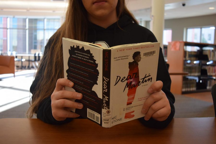 MV celebrates Banned Books Week