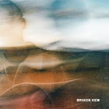 Oathout's Review on Broken View